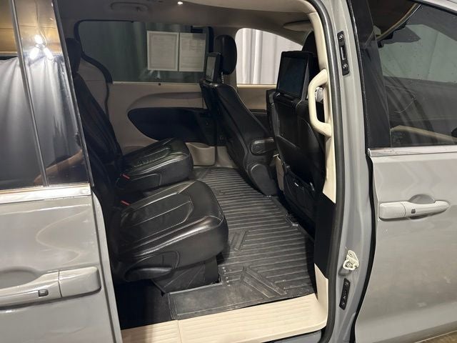 2022 Chrysler Pacifica Touring L AWD