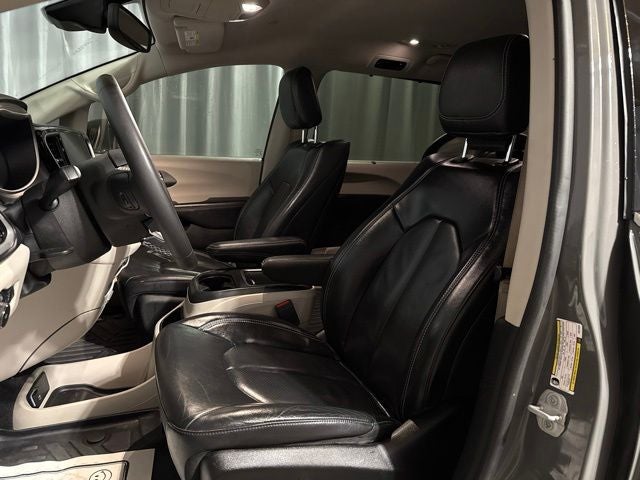 2022 Chrysler Pacifica Touring L AWD