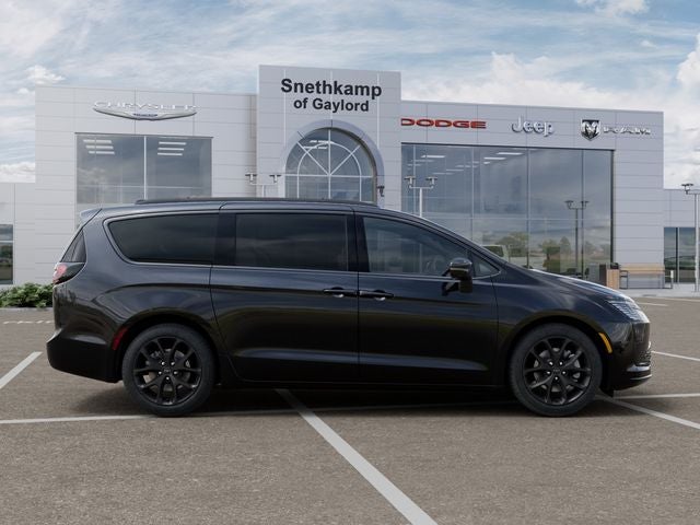 2027 Chrysler Pacifica PACIFICA LIMITED AWD
