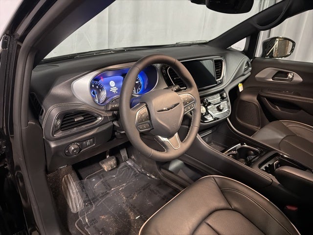2026 Chrysler Pacifica PACIFICA LIMITED AWD
