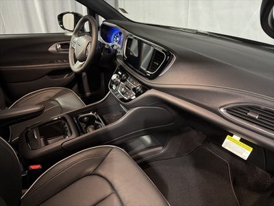 2026 Chrysler Pacifica PACIFICA LIMITED AWD