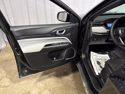 2023 Jeep Compass Latitude Lux FWD