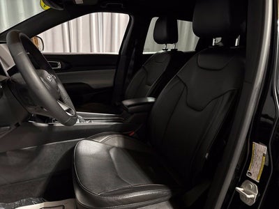 2023 Jeep Compass Latitude Lux FWD