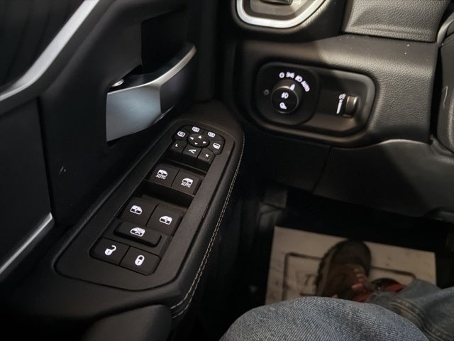 2026 RAM Ram 3500 RAM 3500 BIG HORN CREW CAB 4X4 6'4' BOX