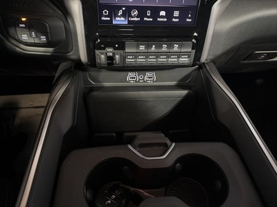 2026 RAM Ram 3500 RAM 3500 BIG HORN CREW CAB 4X4 6'4' BOX