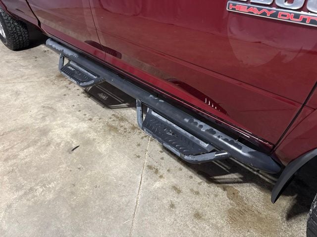 2018 RAM 3500 Laramie Crew Cab 4x4 8' Box