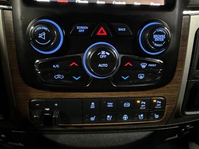 2018 RAM 3500 Laramie Crew Cab 4x4 8' Box