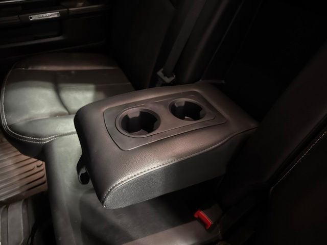 2018 RAM 3500 Laramie Crew Cab 4x4 8' Box