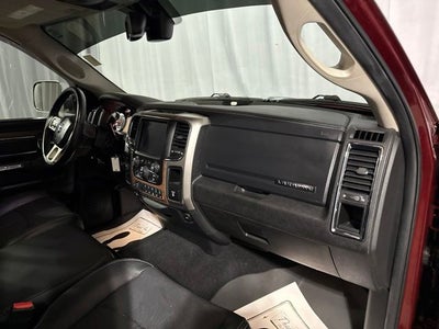 2018 RAM 3500 Laramie Crew Cab 4x4 8' Box