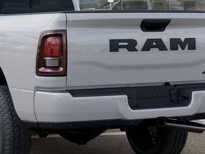 2026 RAM Ram 2500 RAM 2500 BLACK EXPRESS CREW CAB 4X4 8' BOX