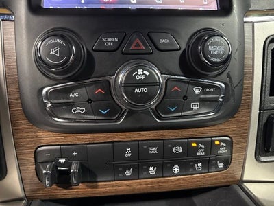 2018 RAM 3500 Laramie Crew Cab 4x4 8' Box