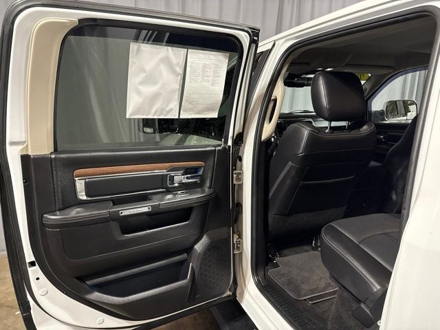 2018 RAM 3500 Laramie Crew Cab 4x4 8' Box