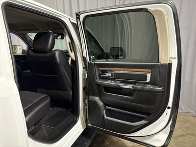2018 RAM 3500 Laramie Crew Cab 4x4 8' Box