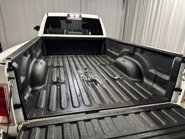 2018 RAM 3500 Laramie Crew Cab 4x4 8' Box
