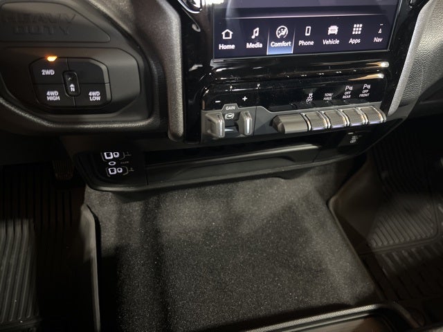 2025 RAM Ram 2500 RAM 2500 TRADESMAN CREW CAB 4X4 6'4' BOX