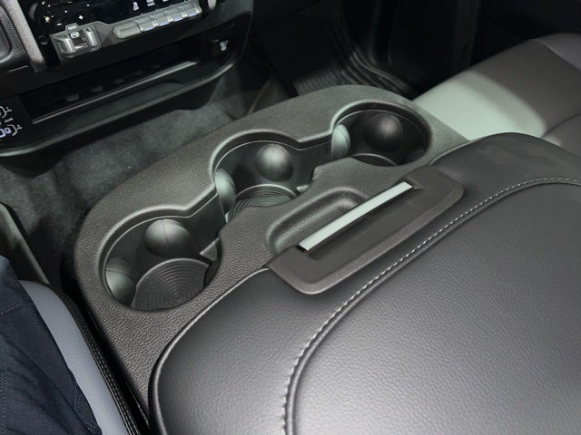 2025 RAM Ram 2500 RAM 2500 TRADESMAN CREW CAB 4X4 6'4' BOX