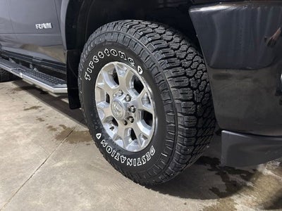 2022 RAM 2500 Laramie Crew Cab 4x4 6'4' Box