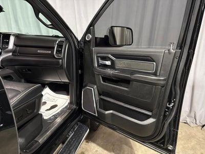 2022 RAM 2500 Laramie Crew Cab 4x4 6'4' Box