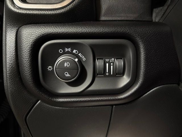 2022 RAM 2500 Laramie Crew Cab 4x4 6'4' Box