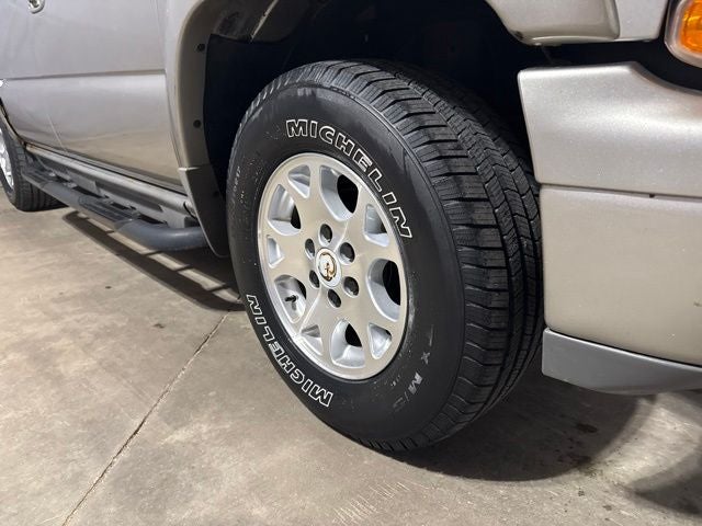 2001 Chevrolet Suburban 1500 LS