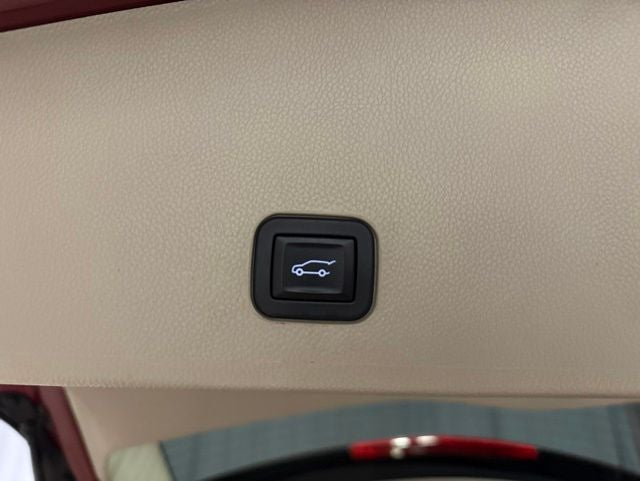 2012 Cadillac SRX Premium Collection