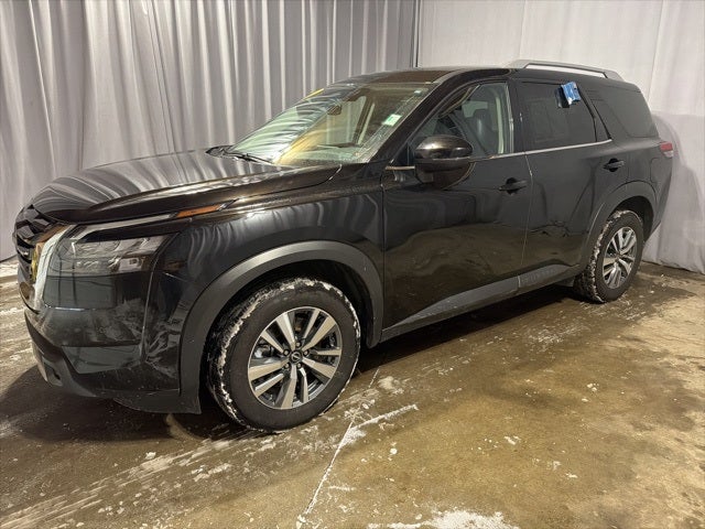 2025 Nissan Pathfinder SL 4WD