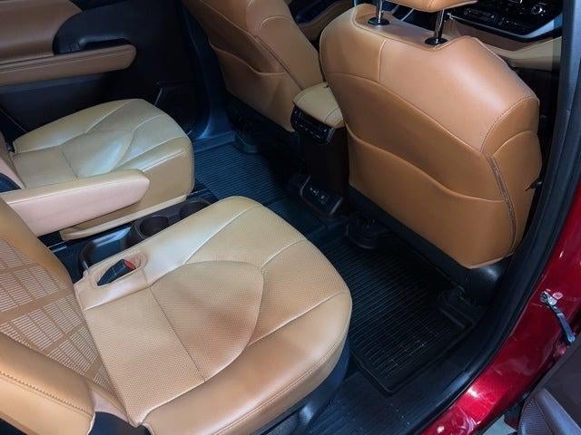 2022 Toyota Highlander Platinum