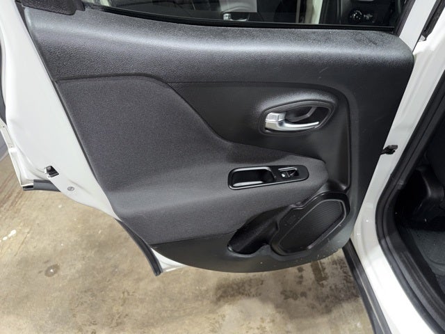 2020 Jeep Renegade Latitude FWD