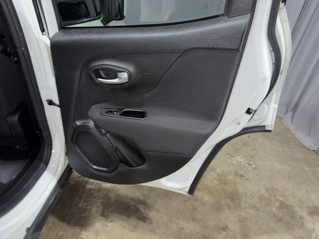 2020 Jeep Renegade Latitude FWD