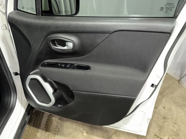 2020 Jeep Renegade Latitude FWD